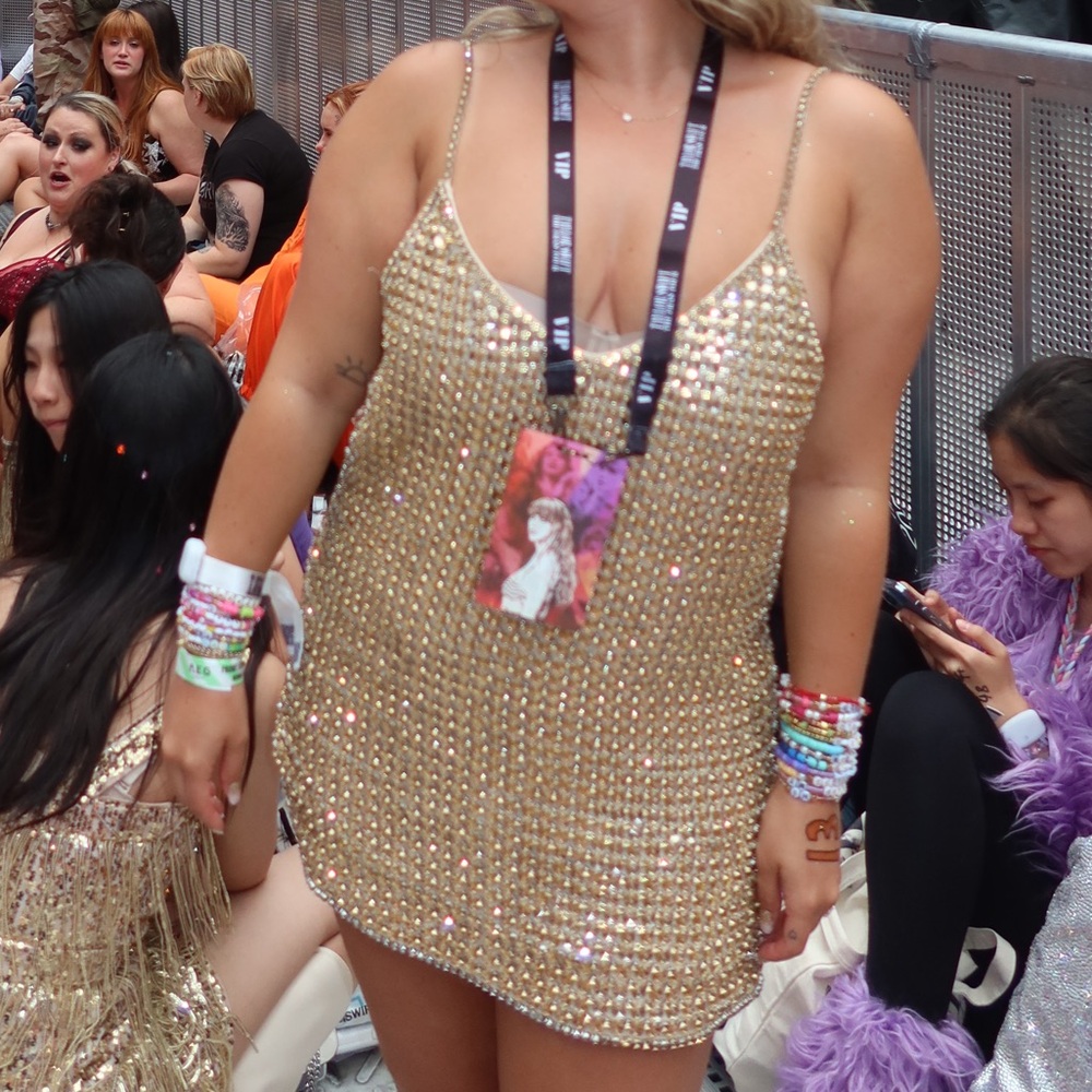 Retrofete Holland Crystal Dress in gold